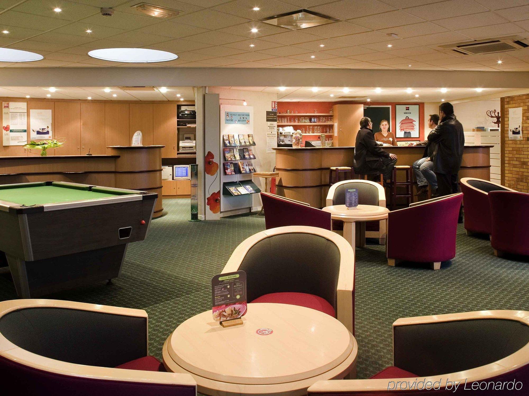 Ibis Poitiers Sud Exterior foto