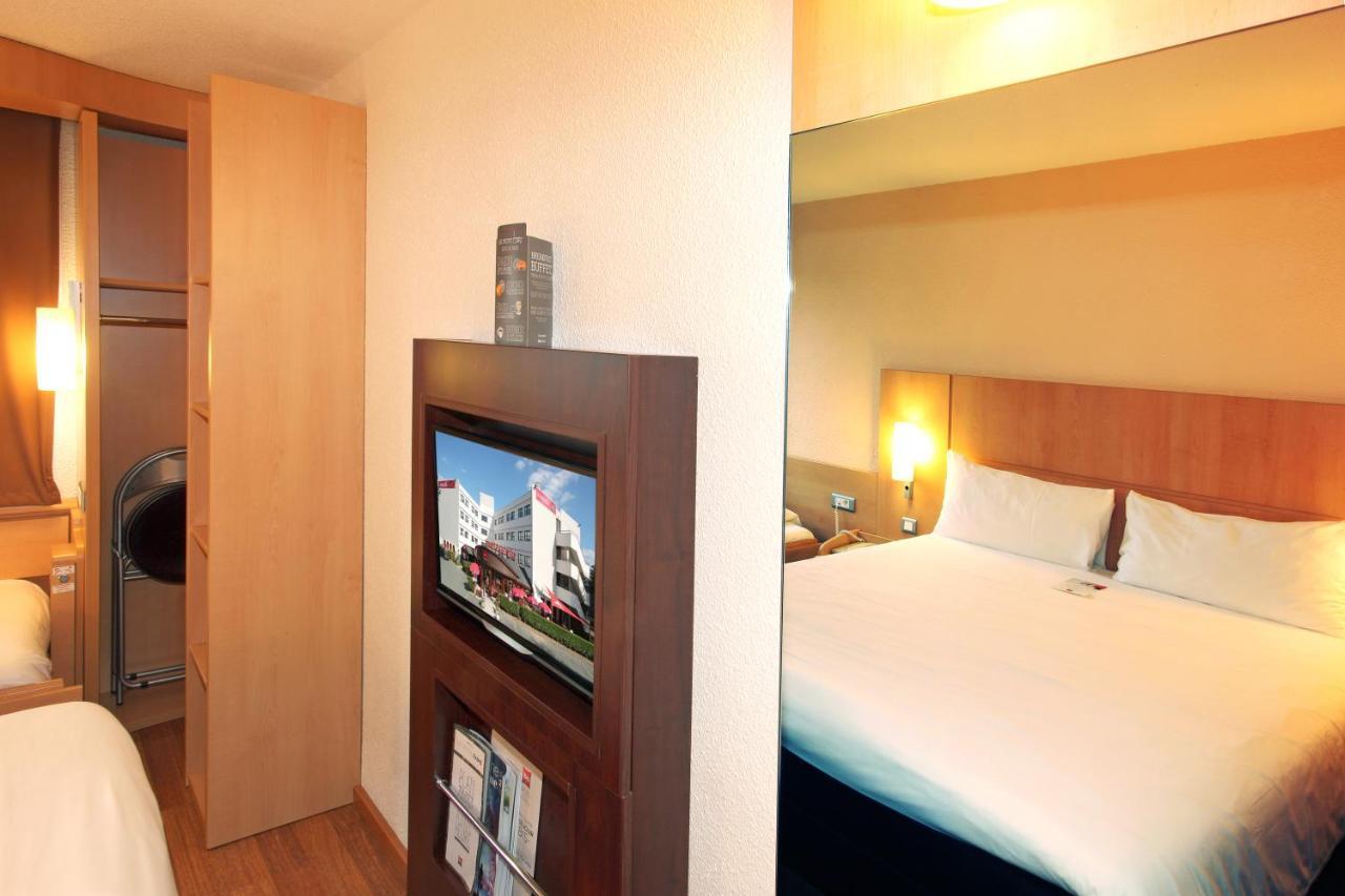 Ibis Poitiers Sud Quarto foto
